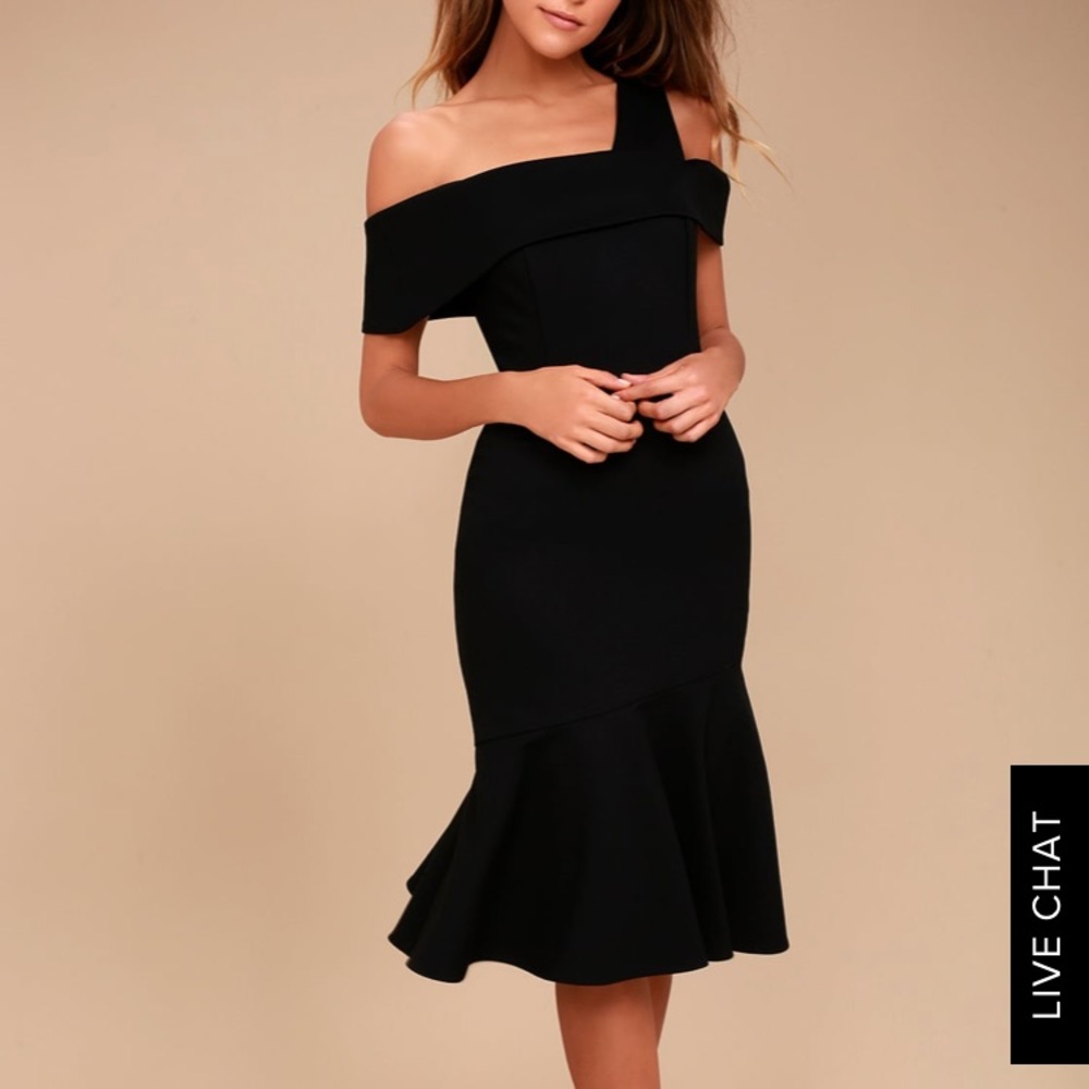 Lulu’s Black Off the Shoulder Midi Dress!! 💋🖤👠